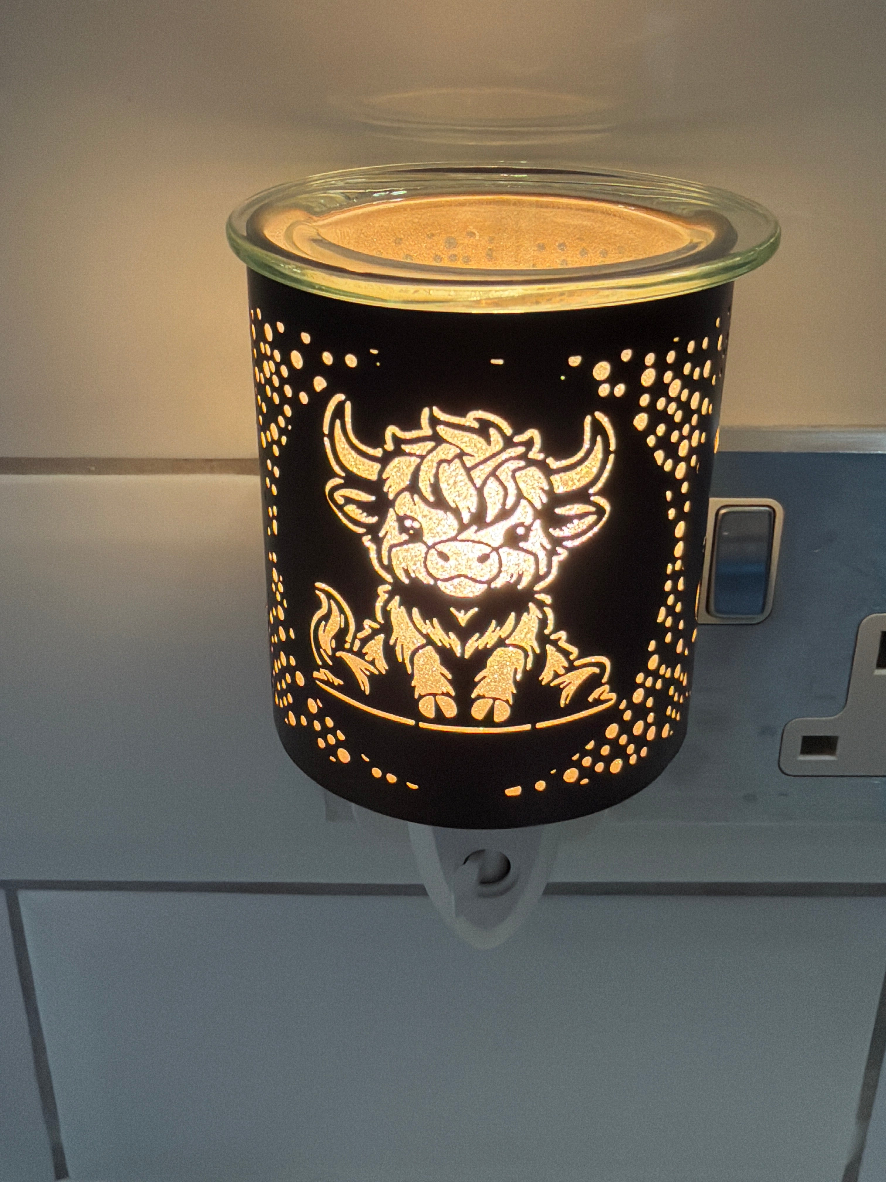 Black Highland Cow Electric Plug In Melter